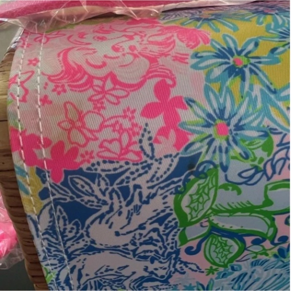 Brand New Lily Pulitzer Wine Basket - Picture 2 of 3